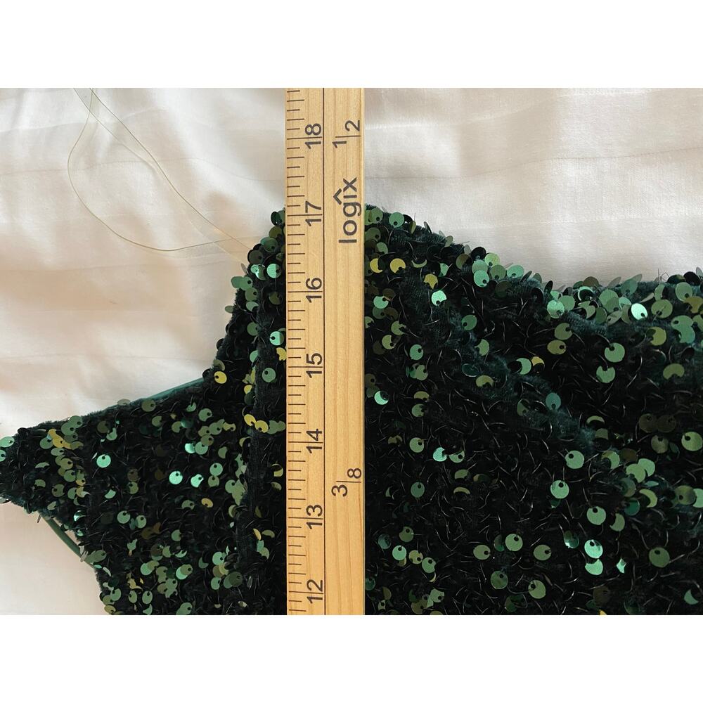 Windsor Green Asymmetric Velvet Bodycon Short
Dress w/ Sequin - Picture 4 of 7